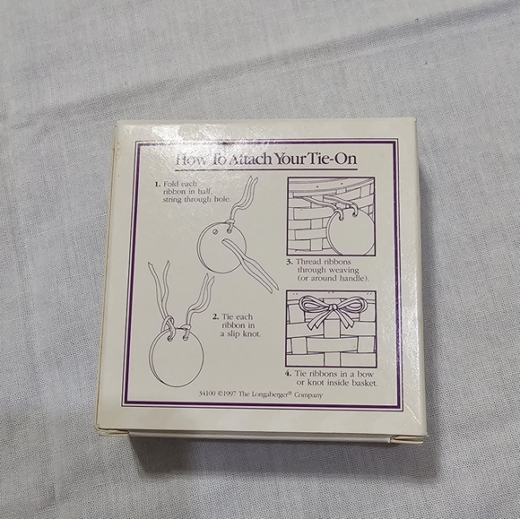 Longaberger Basket Tie-On #34100 - 'Easter 1998' - 1997 - Picture 6 of 8